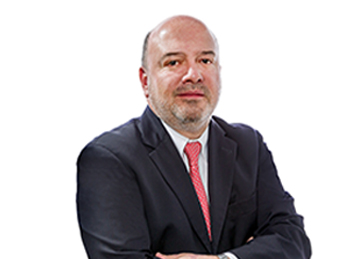 Luis Javier Uribe , Legal Director Partner