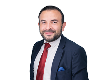 Andrés Cruz, Gerente de Auditoría